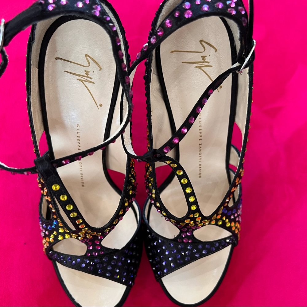 Never worn Giuseppe Zanotti Multi Black, Blue, Yellow, Pink Sandals - Picture 2 of 9